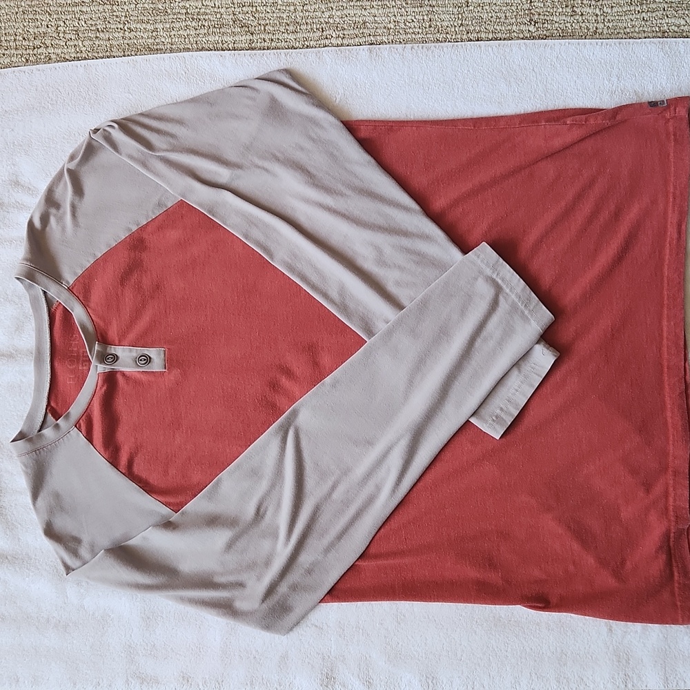 ECOTHS Men's Long Sleeve Henley Size Large